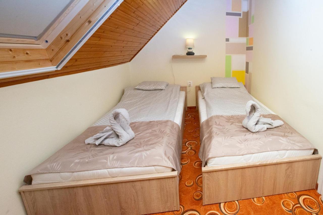 For You Apartman ギュラ エクステリア 写真