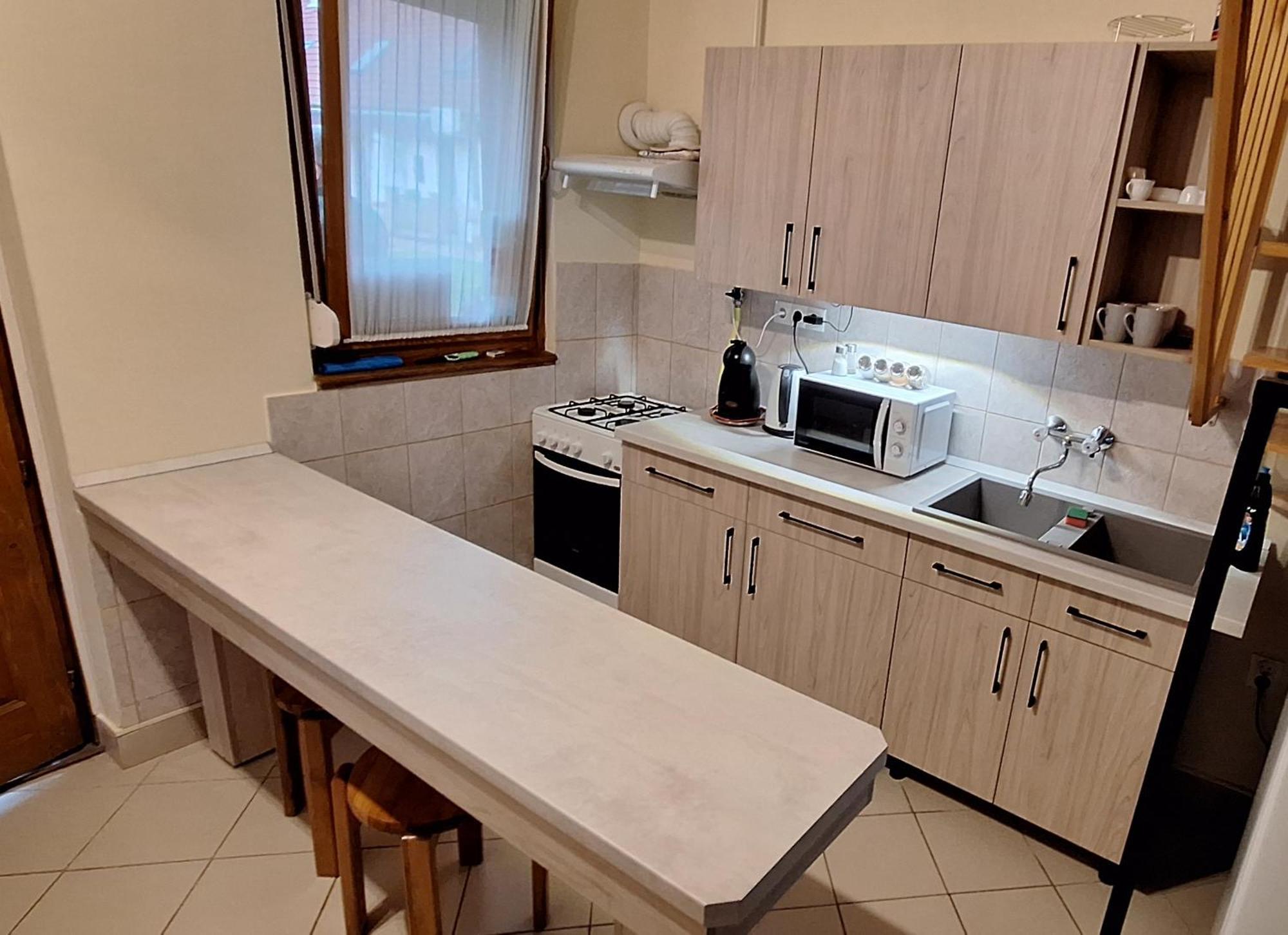 For You Apartman ギュラ エクステリア 写真